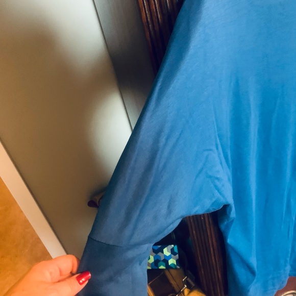 Blue boatneck tunic - Picture 3 of 4